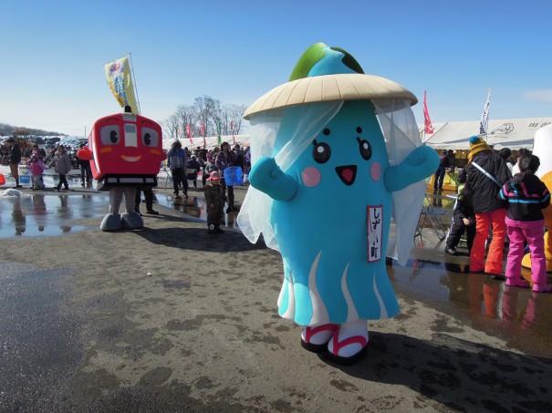 田沢湖高原雪まつり01